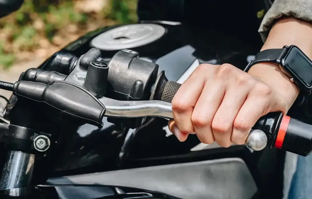 RPM w motocyklu - Co oznaczają obroty silnika?