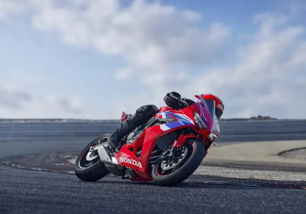 Honda CBR650R - Sportowy kompromis? Sprawdź, czy warto!