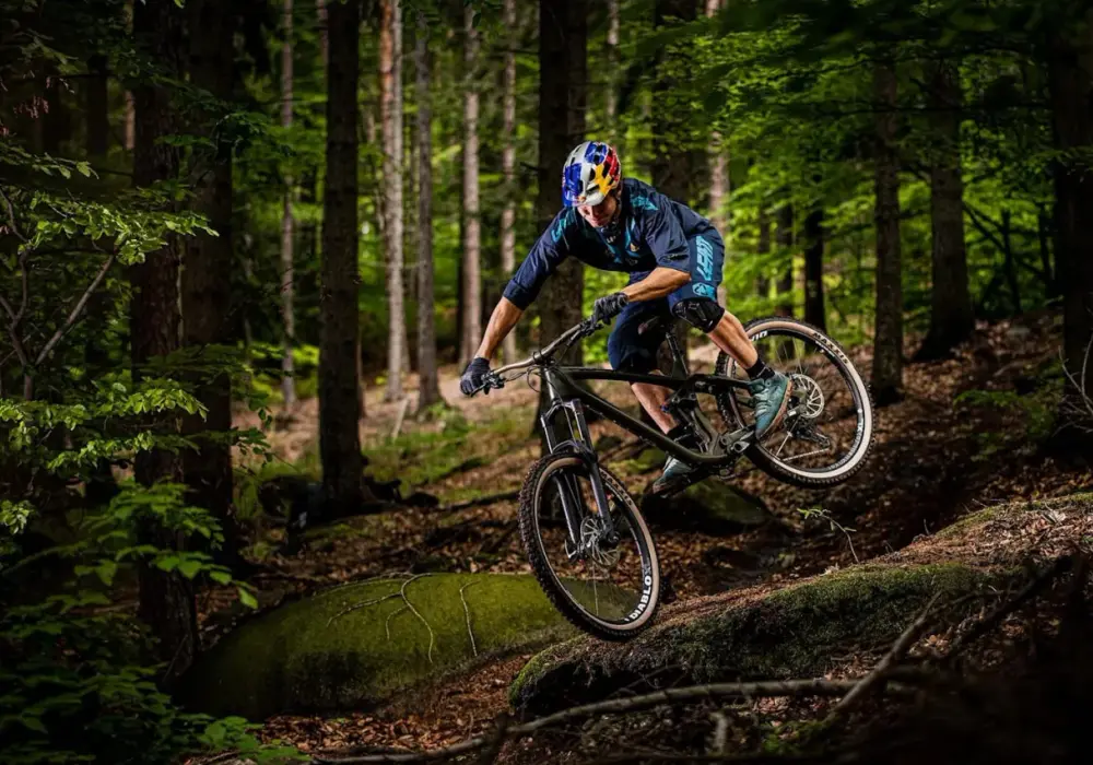 Gdzie można jeździć enduro w Polsce? Najlepsze trasy i miejsca