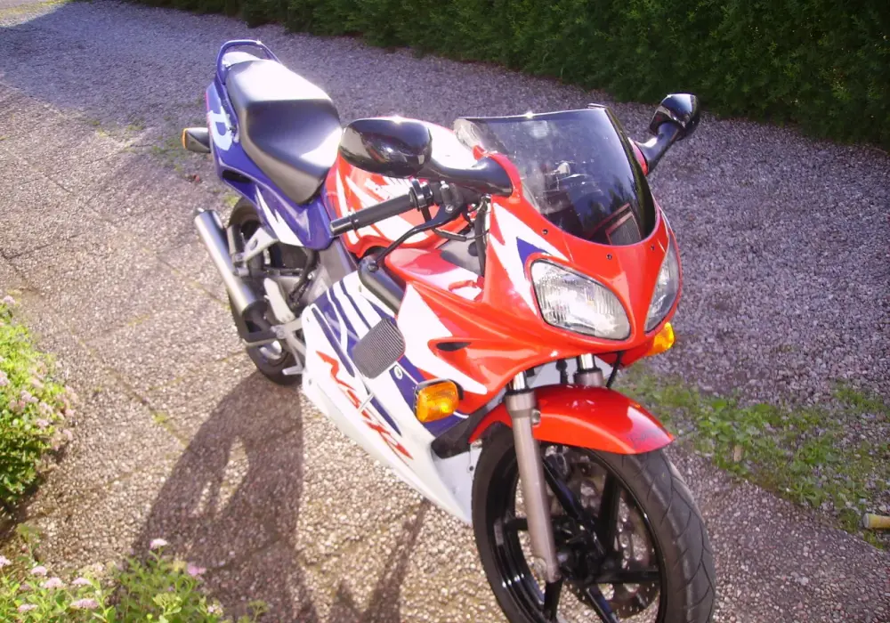 Honda NSR 125 - Różnice wersji, dane, jak kupić dobrze?