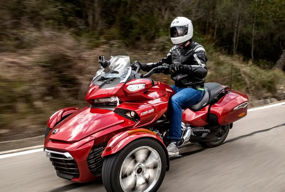 Motor bez prawa jazdy? Kiedy możesz jeździć legalnie?