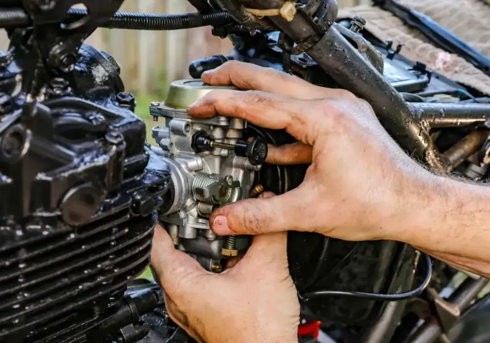 Ssanie w motocyklu - Jak używać i kiedy to sygnał problemu?