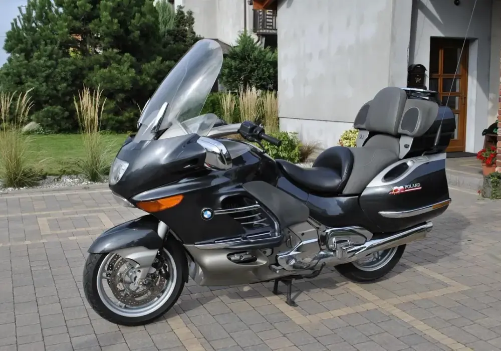 BMW K1200LT - Król komfortu? Pełny przewodnik dla kupującego.