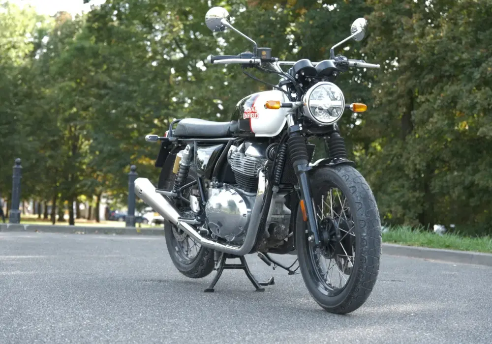 Royal Enfield Interceptor 650 - Czy to motocykl dla Ciebie?