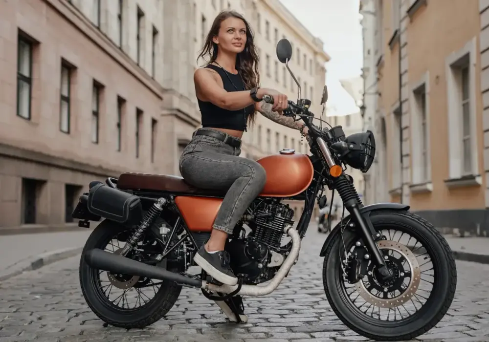 Motocykl 125 cm3 - Od ilu lat i jakie zasady? A1 czy B?
