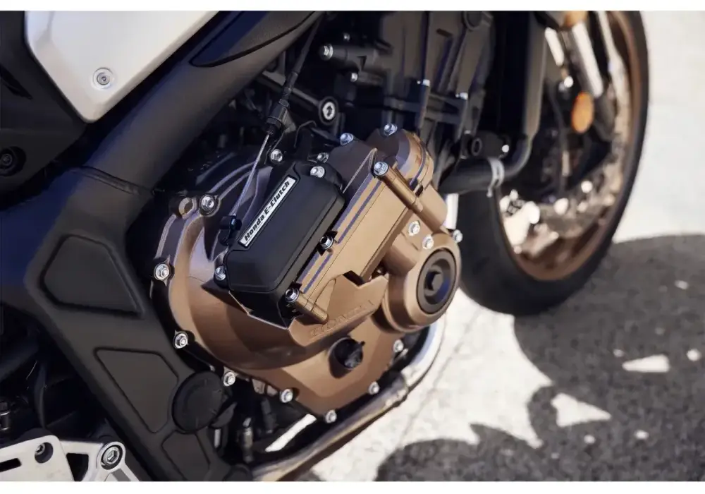 Honda CB650R z E-Clutch - Czy to naked dla Ciebie?