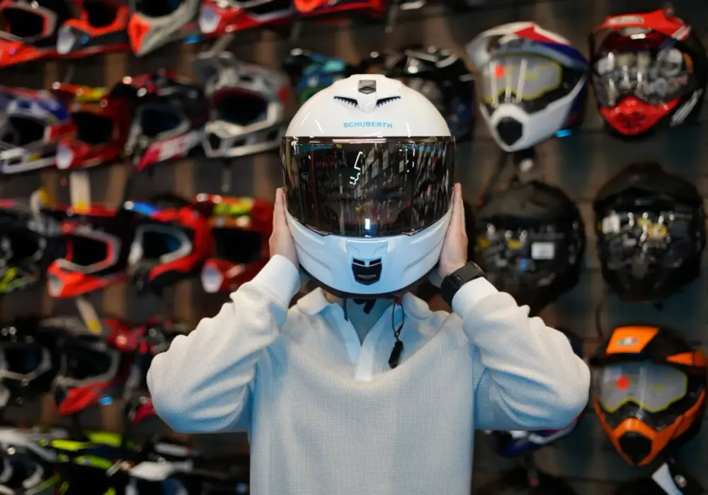 Jak wyciszyć kask motocyklowy i cieszyć się komfortową jazdą