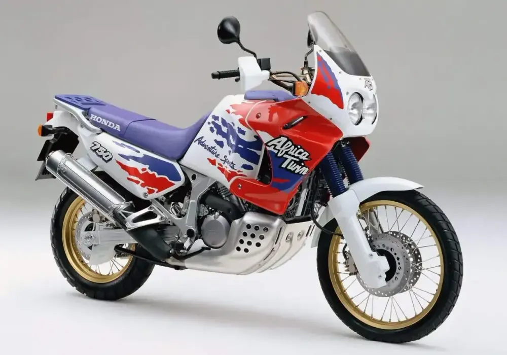 Honda Africa Twin 750 - Czy klasyk wciąż ma sens?