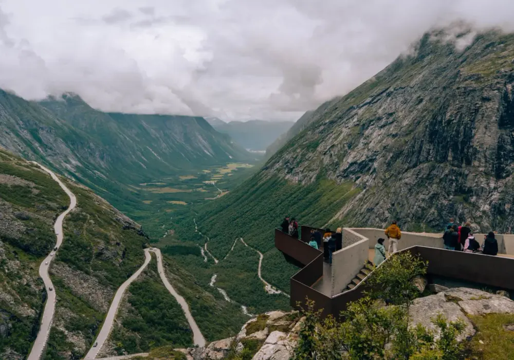 Trollstigen - Jak przejechać? Poradnik kierowcy i motocyklisty