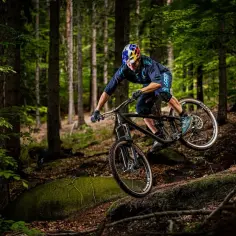 Gdzie można jeździć enduro w Polsce? Najlepsze trasy i miejsca