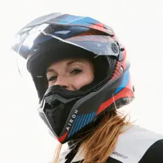 Jaki kask na turystyczne enduro – wybierz najlepszy model dla siebie
