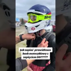 Jak zapiąć kask motocyklowy, by uniknąć niebezpieczeństwa na drodze
