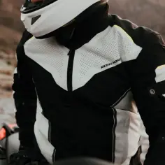 Jaką kurtkę motocyklową na lato wybrać, aby czuć się komfortowo?