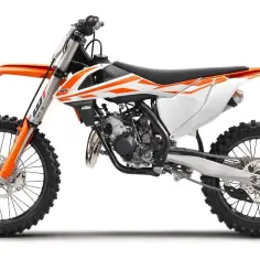 Cross czy enduro – który motocykl lepiej spełni Twoje oczekiwania?