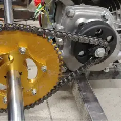 Jak rozpiąć łańcuch motocyklowy bez ryzyka uszkodzenia sprzętu