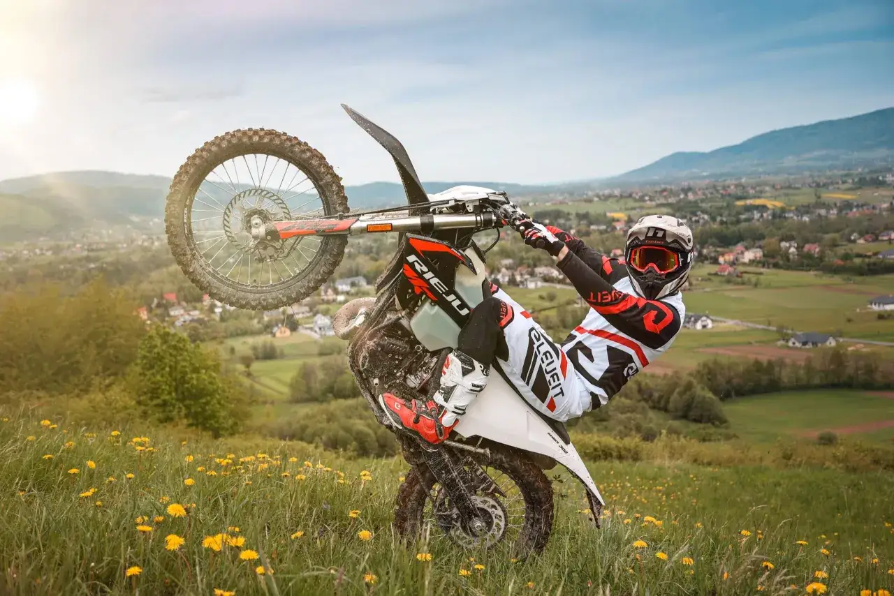 Zdjęcie Enduro 250 jakie modele wybrać, aby uniknąć kosztownych błędów