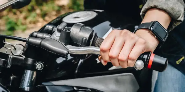 RPM w motocyklu - Co oznaczają obroty silnika?