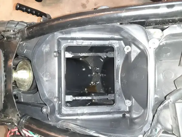 Odma silnika - olej w airboxie? Objawy i diagnostyka