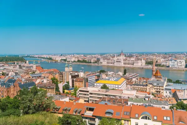Najlepsza trasa do Budapesztu z Warszawy – uniknij niepotrzebnych opóźnień