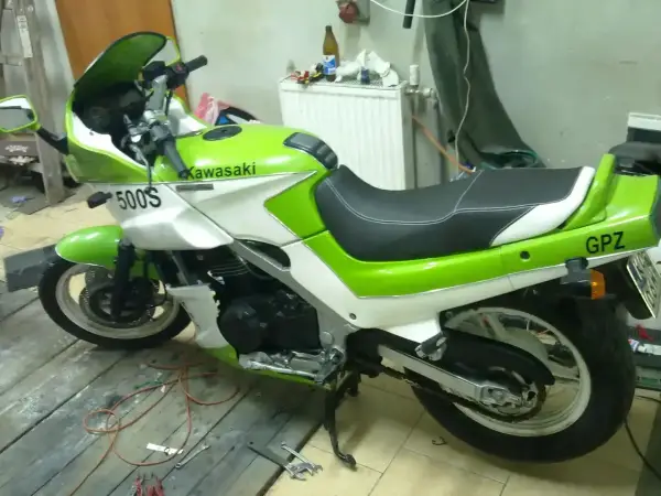Kawasaki GPZ 500S - Uczciwy motocykl na dziś? Poradnik zakupu.