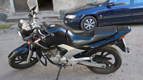 Yamaha YBR 250 - Czy warto kupić używaną? Koszty i opinie