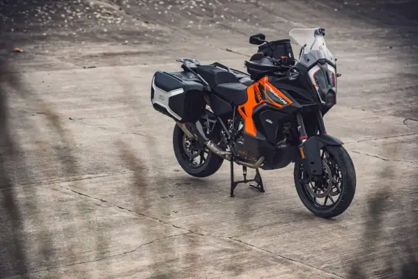 KTM 1290 Super Adventure S czy R - Czy nadal warto kupić?