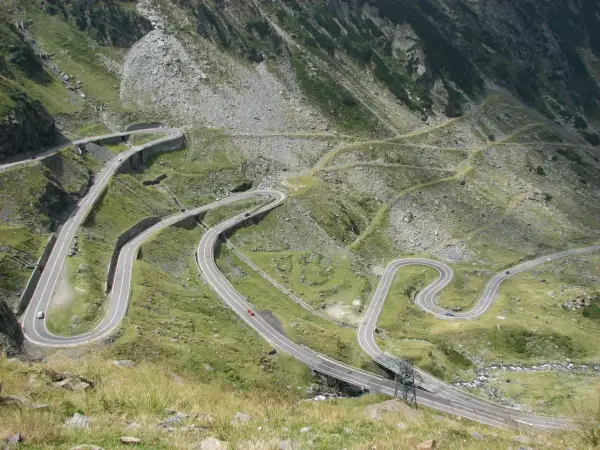 Bieszczady trasa motocyklowa - najpiękniejsze szlaki i atrakcje