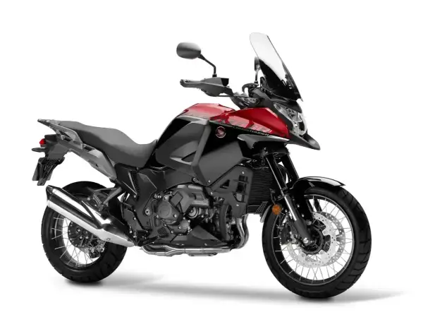 Honda Crosstourer - V4 na długie trasy - Czy warto kupić?