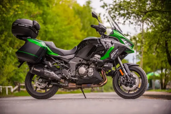 Kawasaki Versys 1000 - Czy wciąż warto? Pełna analiza!