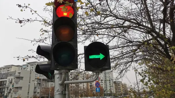 Zielona strzałka i S-3 - Rozpoznaj sygnały, uniknij mandatu